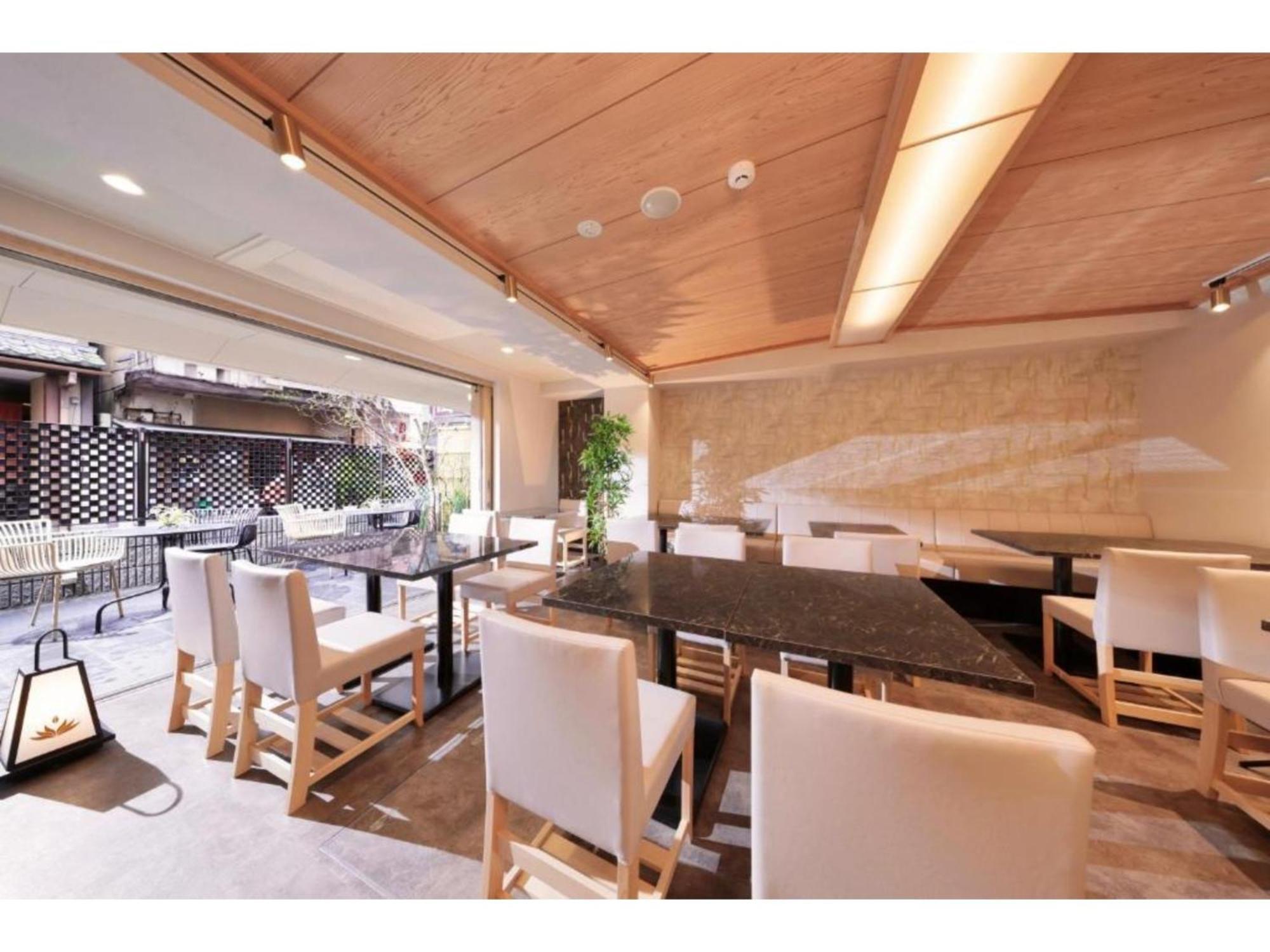 Gion Crystal Hotel - Vacation Stay 21916V Kyoto Bagian luar foto